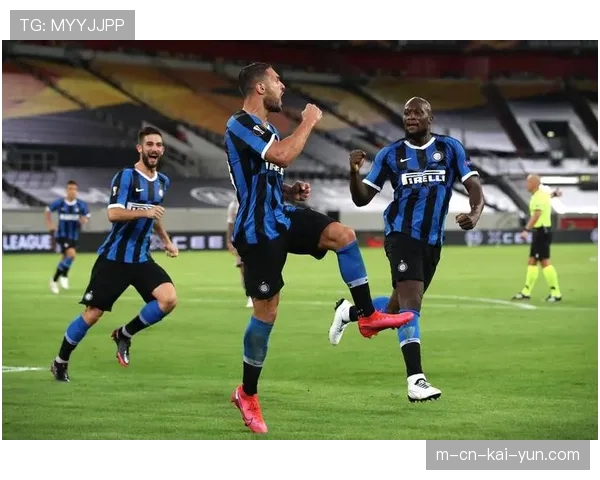 奥格斯堡被动防守策略失效 创造力不足导致保级艰难